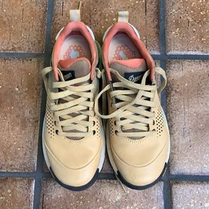 Women’s Danner Shoes